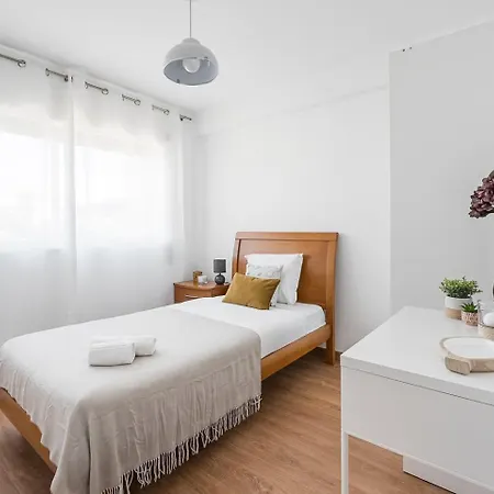 شقة Guestready - A Brilliant Near Alma Mall