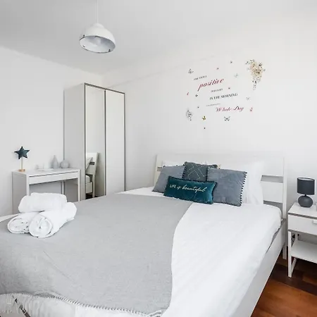 Guestready - A Brilliant Near Alma Mall