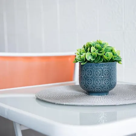 Guestready - A Brilliant Near Alma Mall *